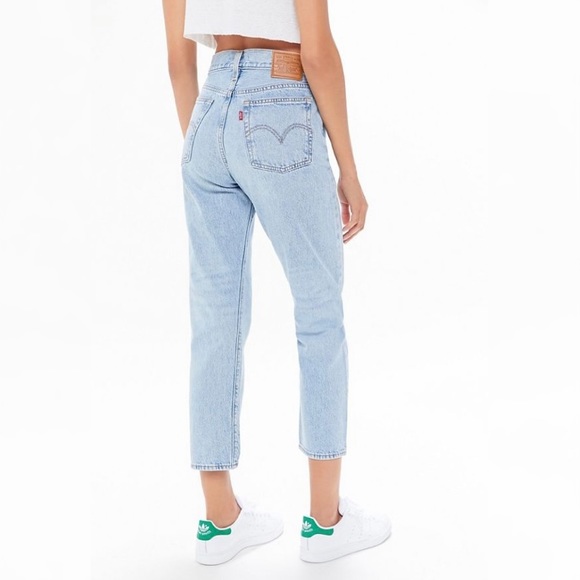 levis montgomery